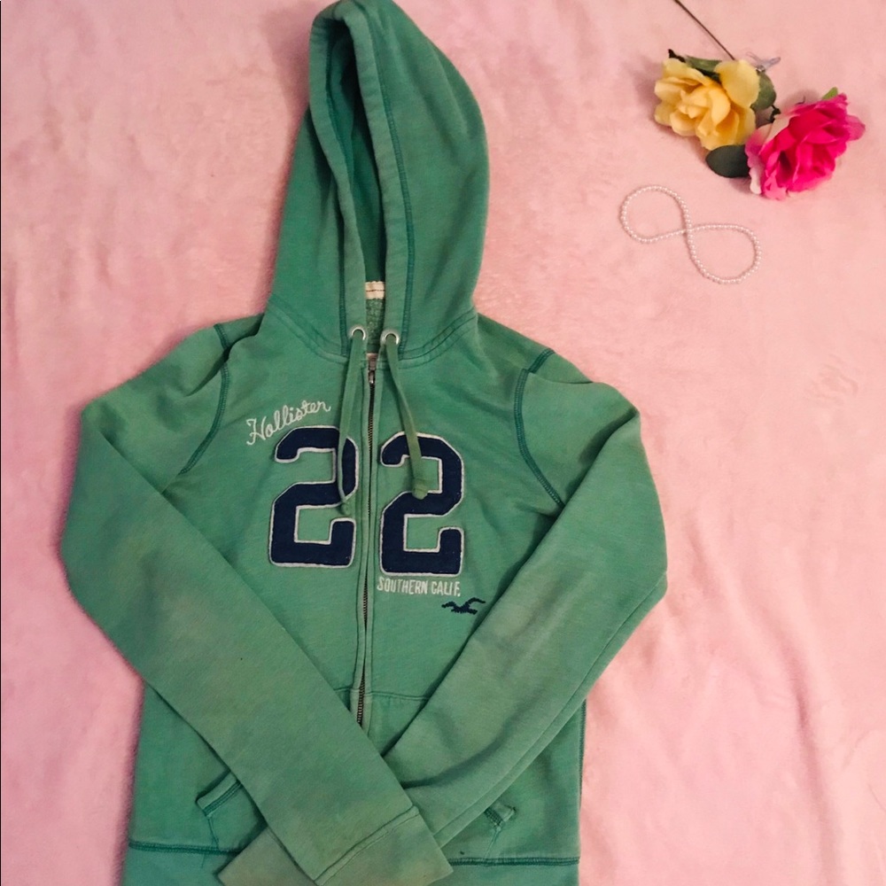 ✨Hollister Jacket✨